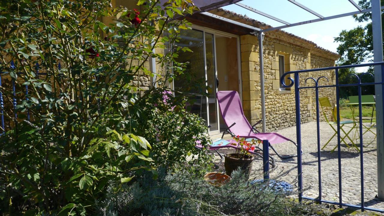 La Borie Du Chevrier Hotel Sainte-Croix-de-Beaumont Bagian luar foto