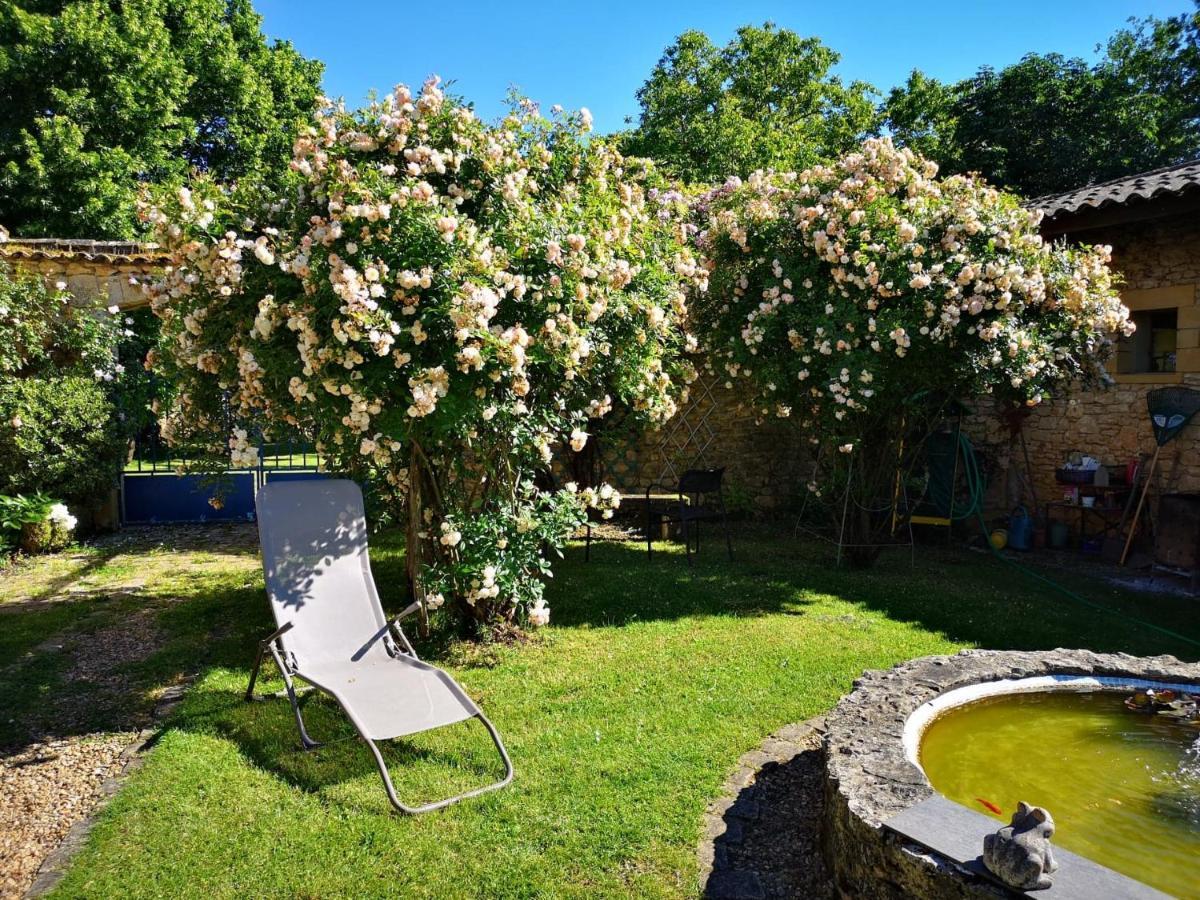 La Borie Du Chevrier Hotel Sainte-Croix-de-Beaumont Bagian luar foto